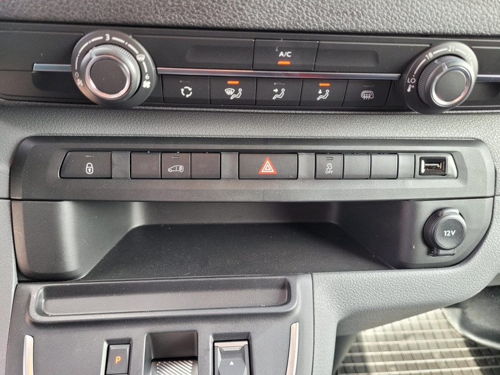 Peugeot E-expert standard 100kw 260nm 2st. op voorad