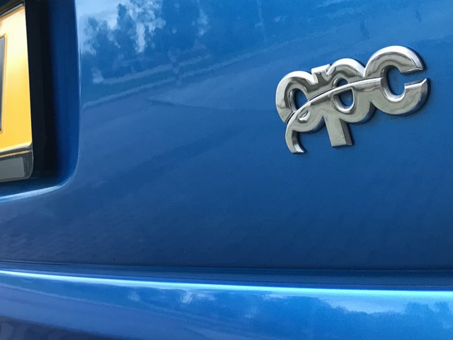 Opel Zafira 2.0 16v opc - v e r k o c h t