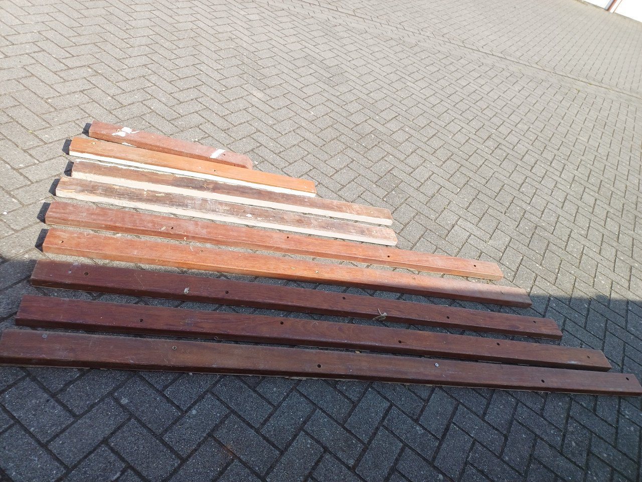 Houten balken teak hout.