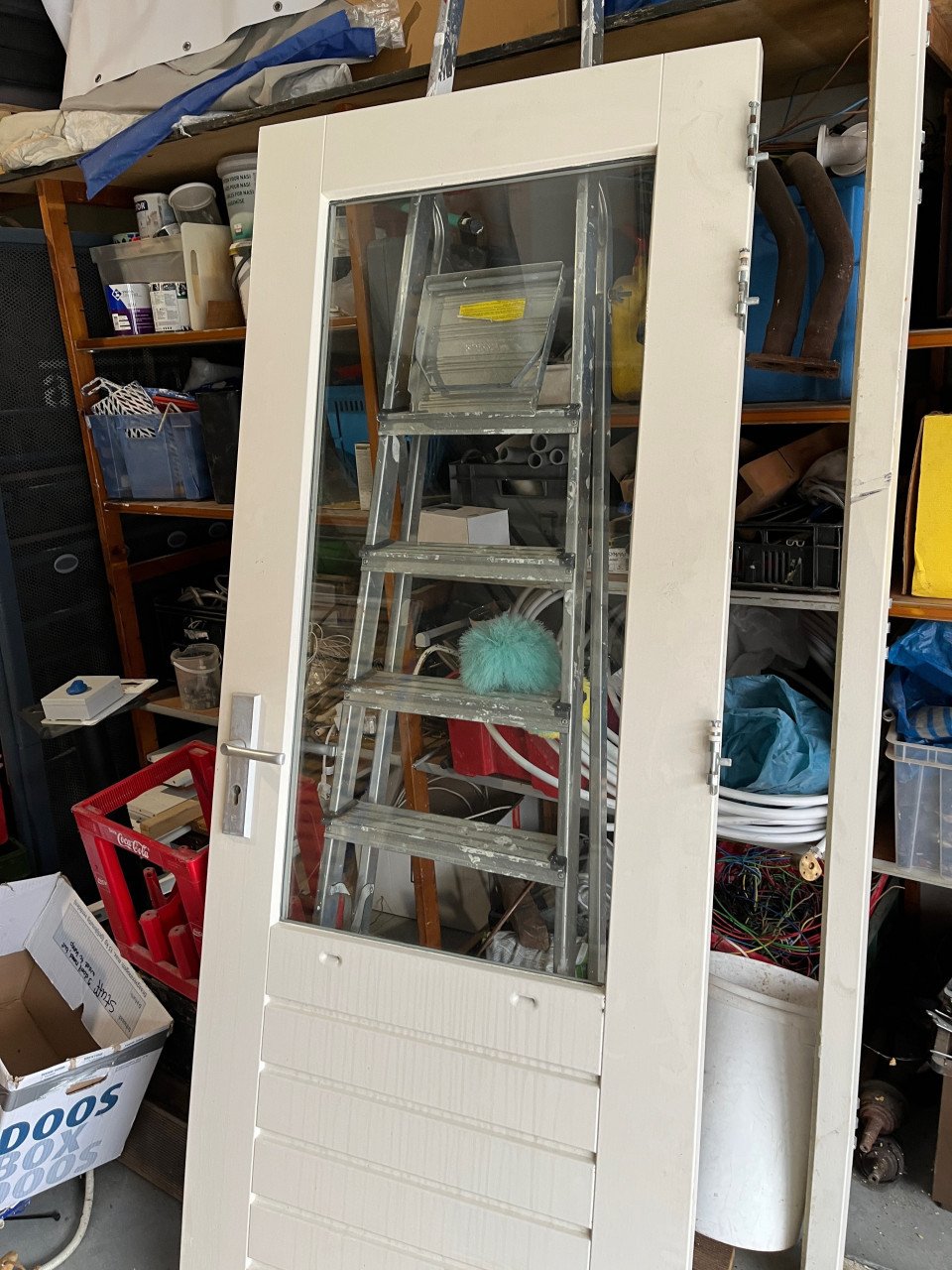 Hardhouten buitendeur met kozijn