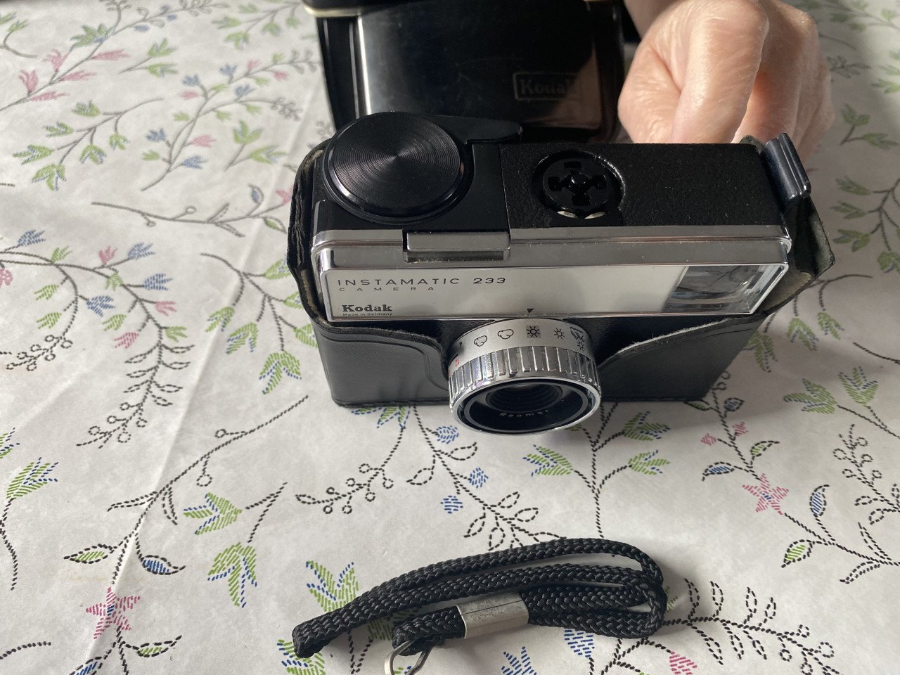Kodak instamatic 233