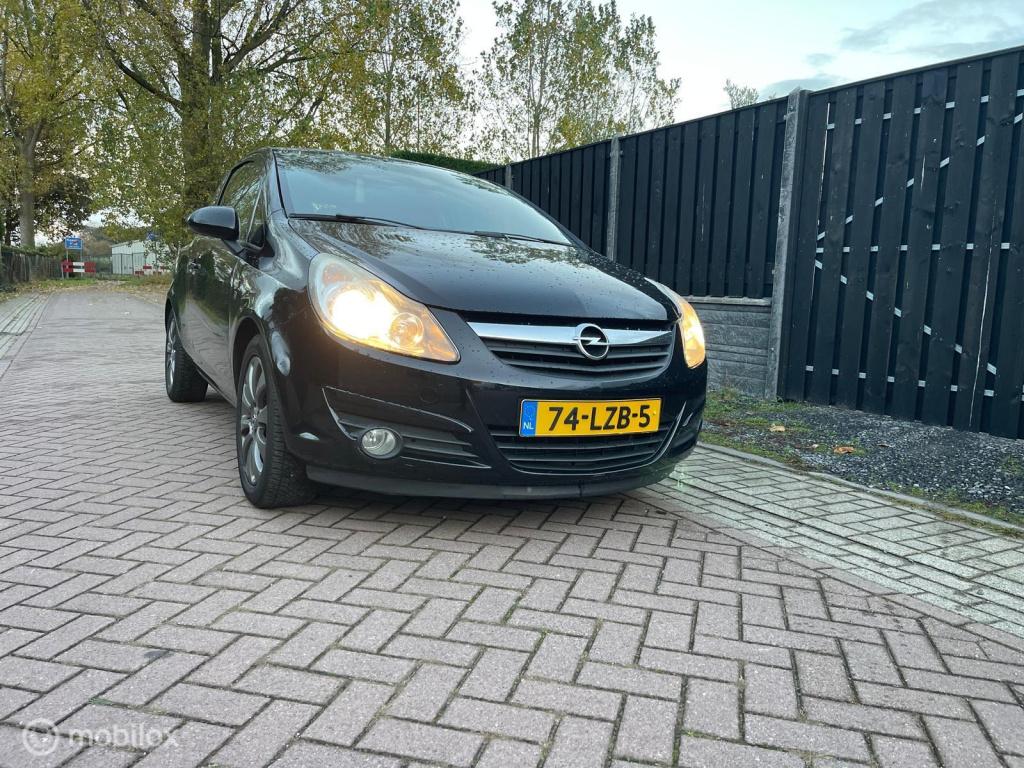 Opel Corsa 1.4-16v '111' edition