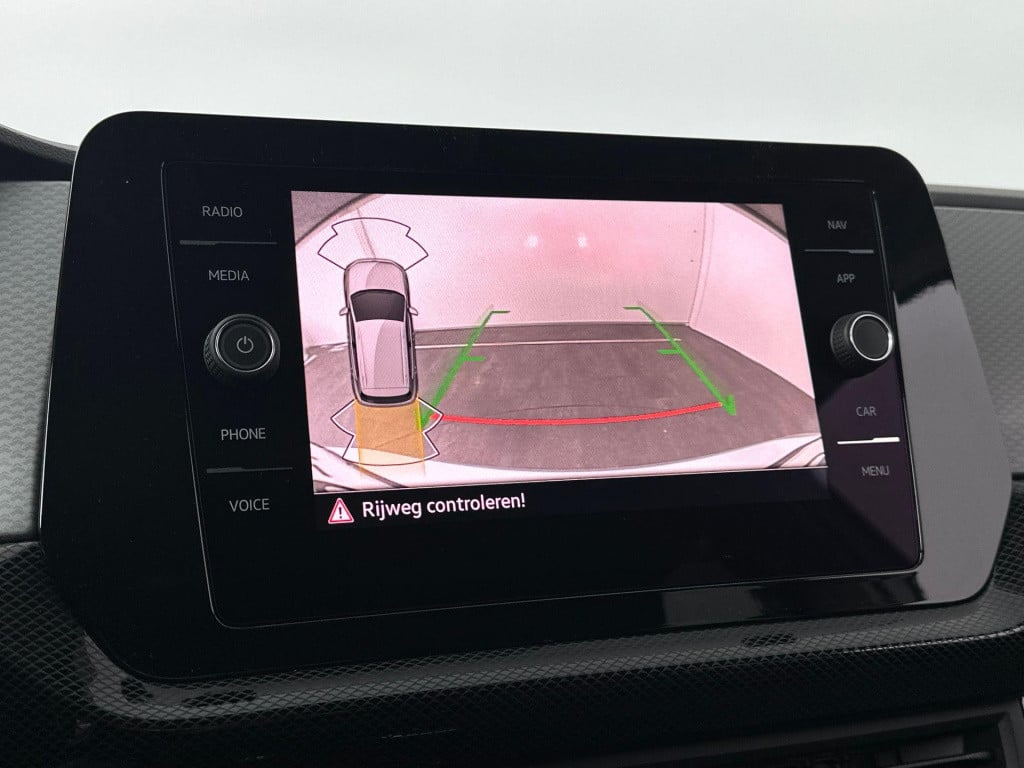 Volkswagen T-cross 1.0 tsi life edition dsg7 lange verhuur vlissingen