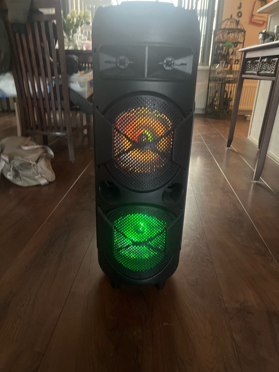 Roseland Boomer Speaker RS-700 Bluetooth boombox