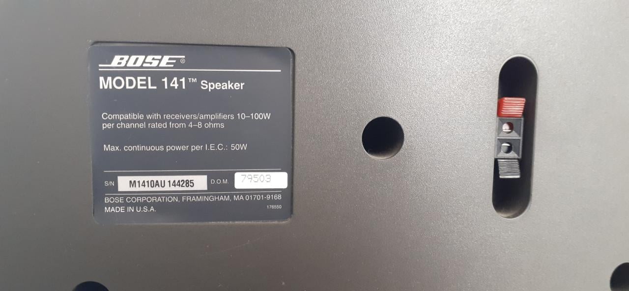 Bose 141 Rectangular Bookshelf Speakers