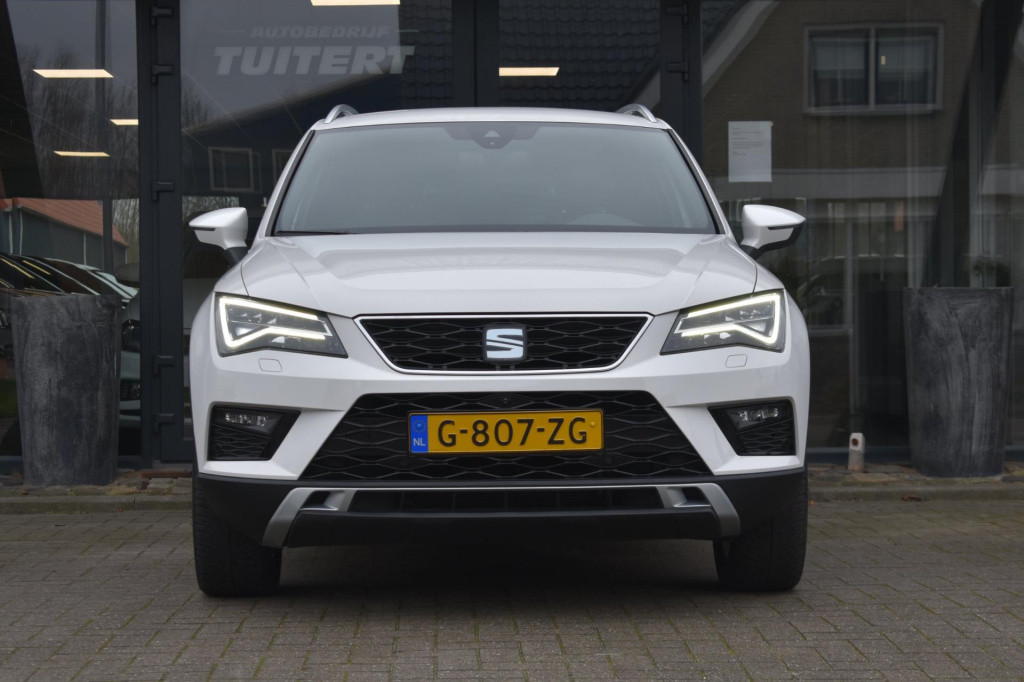 Seat Ateca 1.5 tsi xcellence | camera | led | stoelverwarming | apple carpl