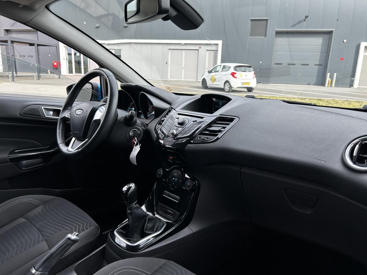 Ford Fiesta 1.0 EcoBoost Titanium/GARANTIE/APK/STOELV/AIRCO/