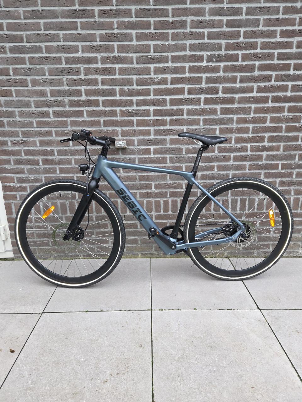 SEBIC BEF-700C electrische racefiets met automatische versnelling