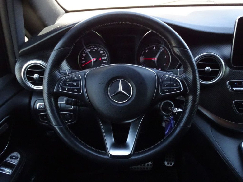 Mercedes-Benz V-Klasse 250d extra lang dc avantgarde edition