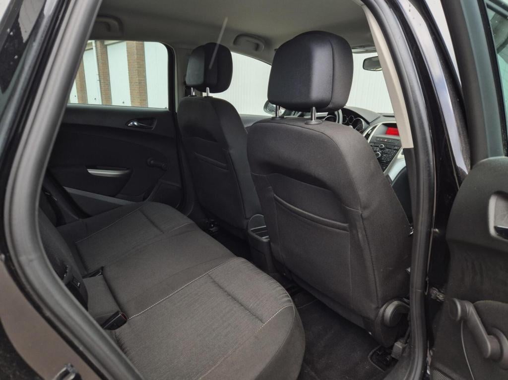 Opel Astra 1.4 turbo cosmo / origineel nl