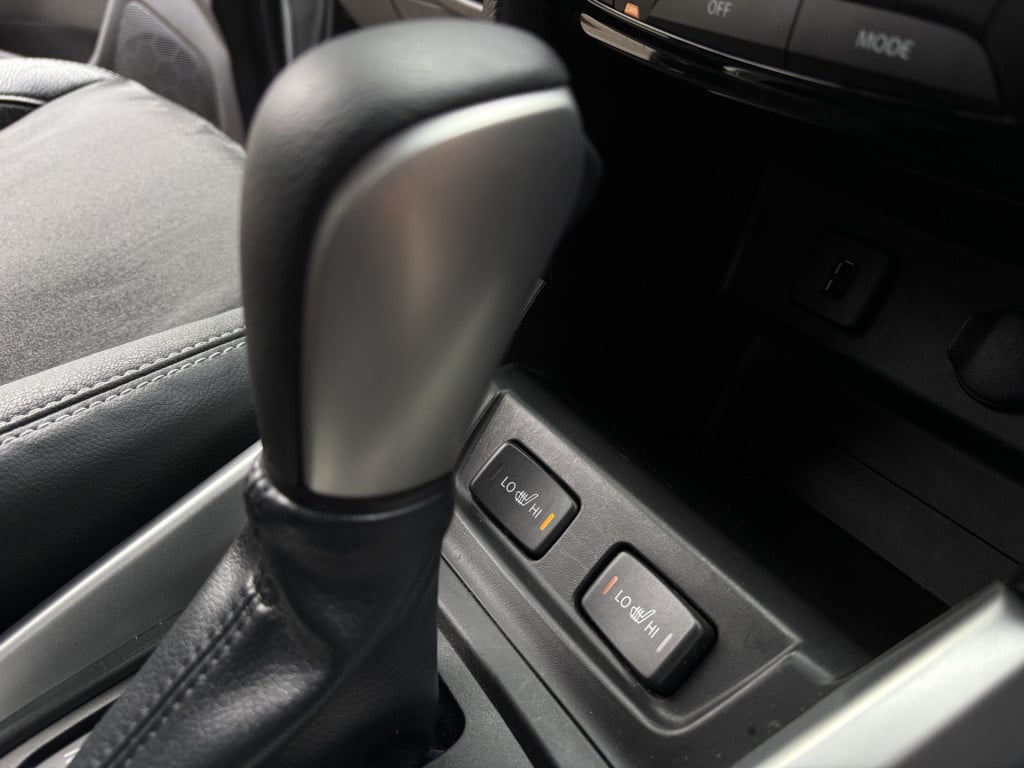 Suzuki Vitara automaat 1.6 high executive/ trekhaak
