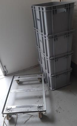 Trolley inclusief 4 bakken
