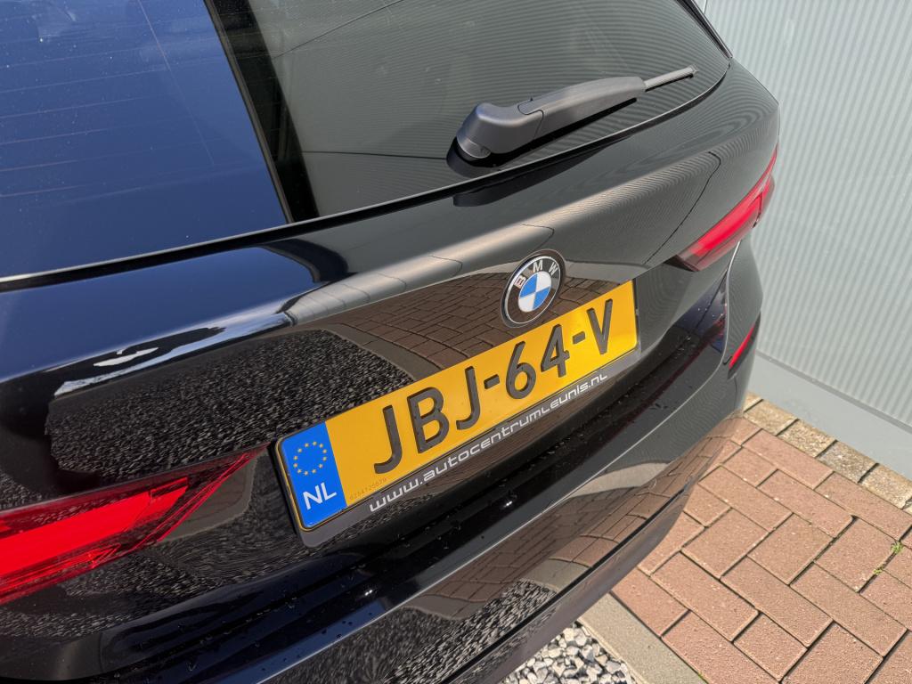 BMW 1 Serie 118i 140pk automaat high executive sportline 5-drs