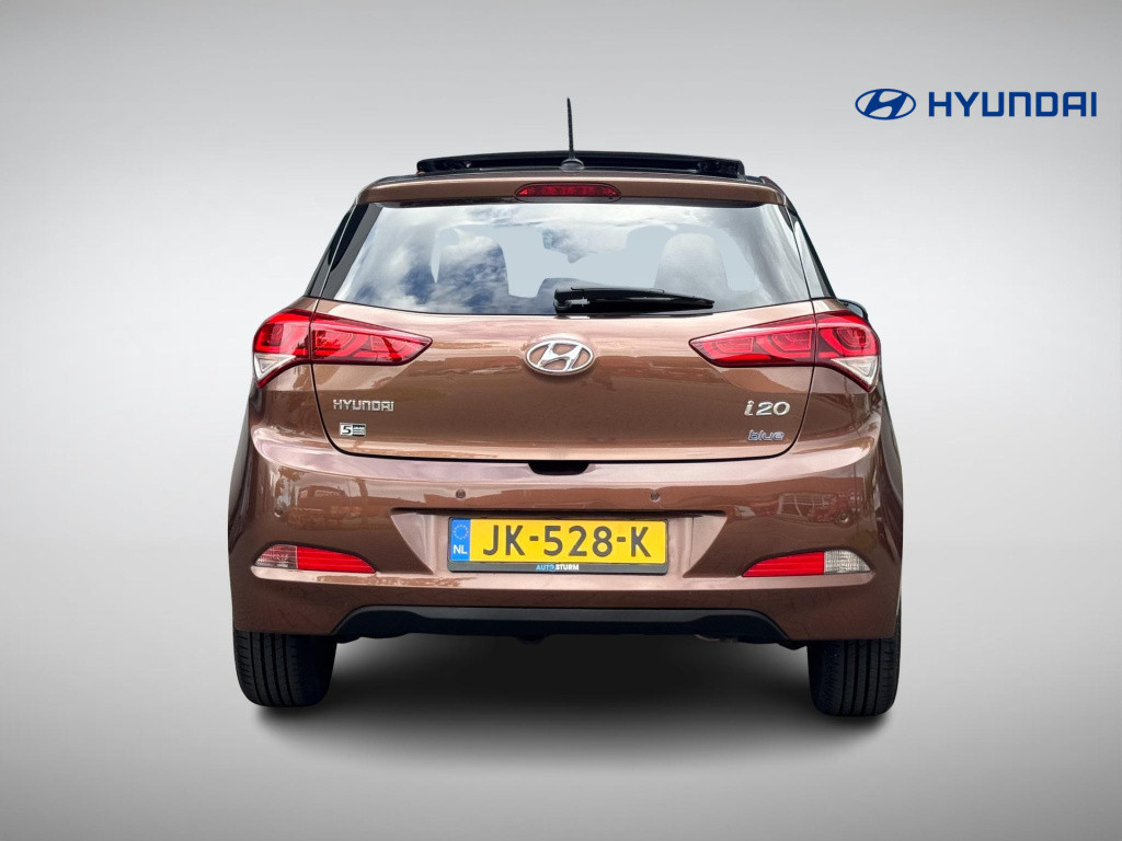 Hyundai I 20 1.2 hp i-motion premium | panoramadak | cruise & climate contr