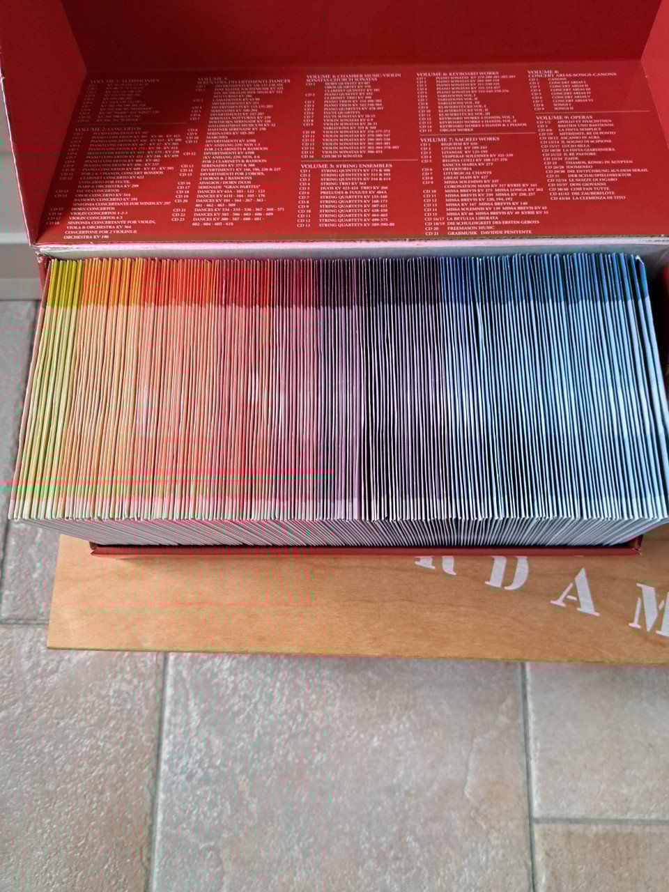 Cd box met 170 cd s van Mozart