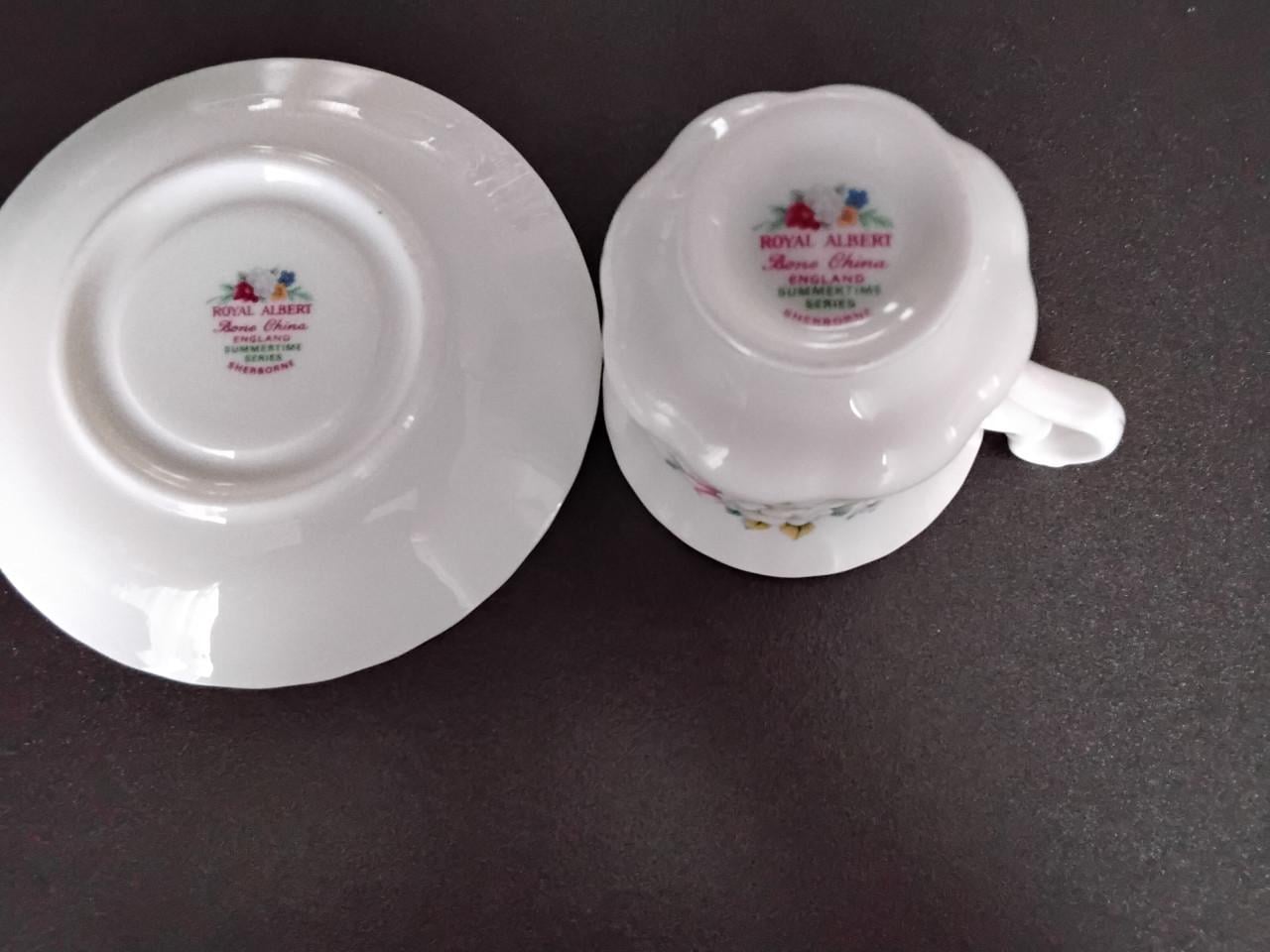 ROYAL ALBERT KOP EN SCHOTELS