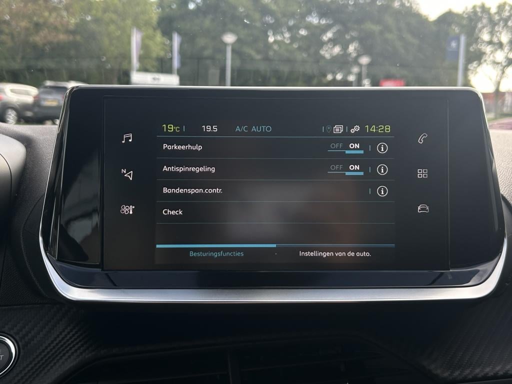 Peugeot 208 ev 50kwh 136pk active pack | navigatie | bluetooth | parkeersen