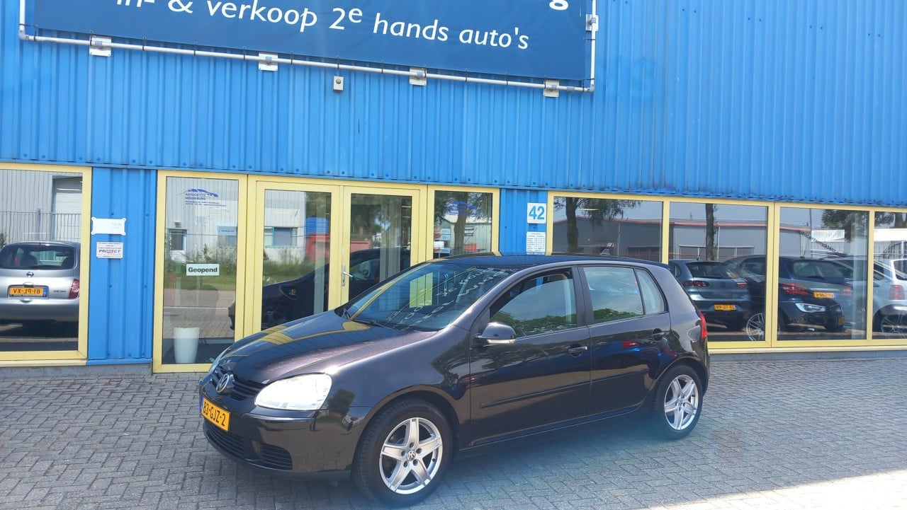 Volkswagen GOLF 1.6 FSI Comfortline 5drs bj:2008 airco lm-velgen i.z.g.st