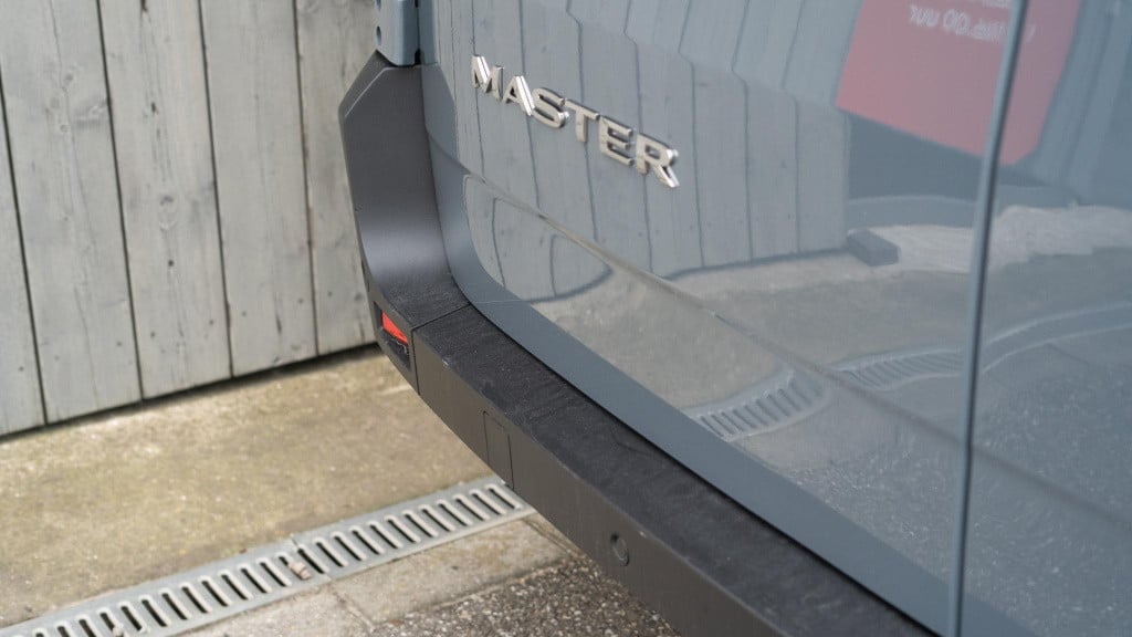 Renault Master t35 2.0 dci 150 l2h2 extra | nieuw model | camera | parkeers