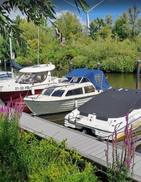 Boot Polyester sloep 6.30 mtr 22pk MET ligplaats Strijensas