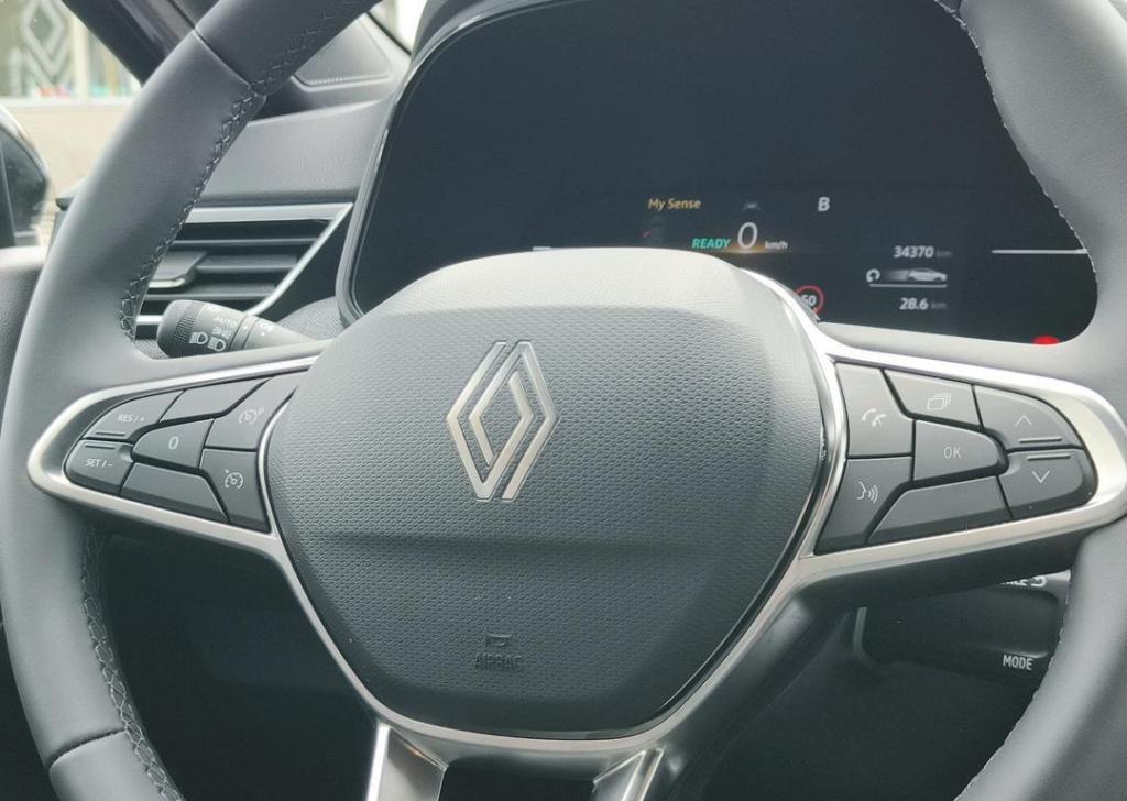 Renault Clio 1.6 e-tech full hybrid 145 techno