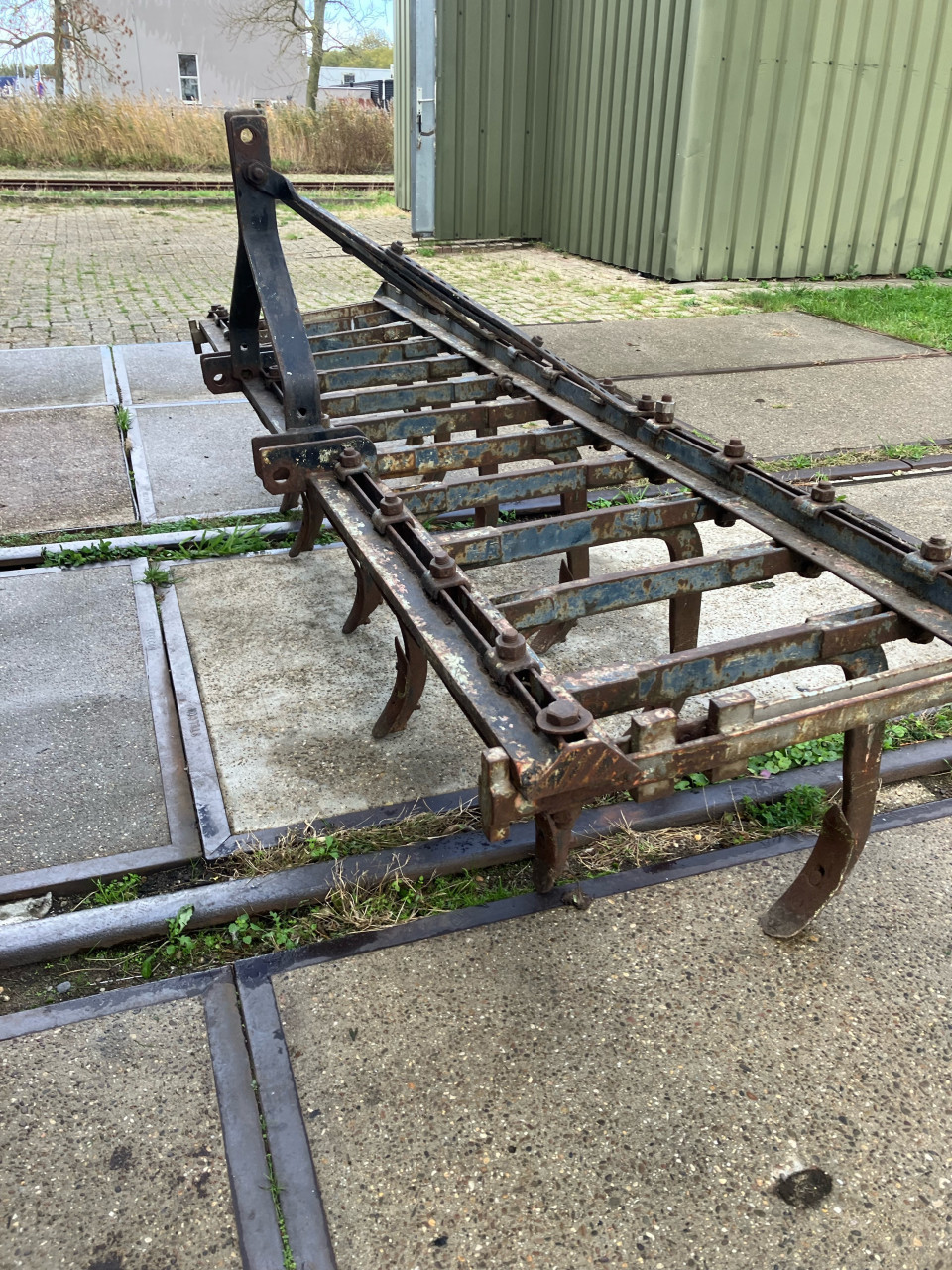 Cultivator