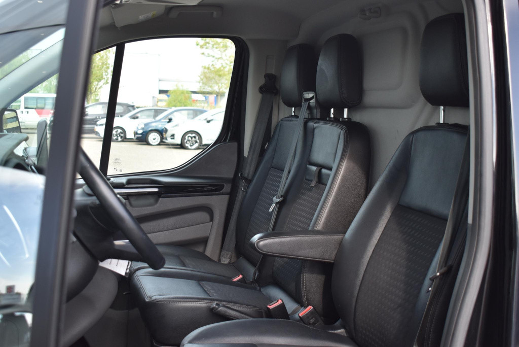 Ford Transit Custom 320 2.0 tdci l2h1 sport | automaat | 185 pk | lichtmeta