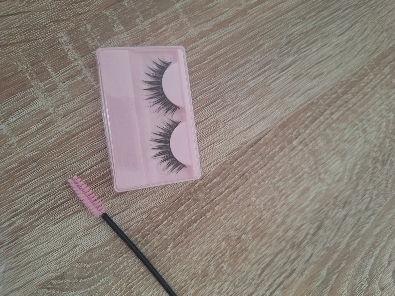 Lashes