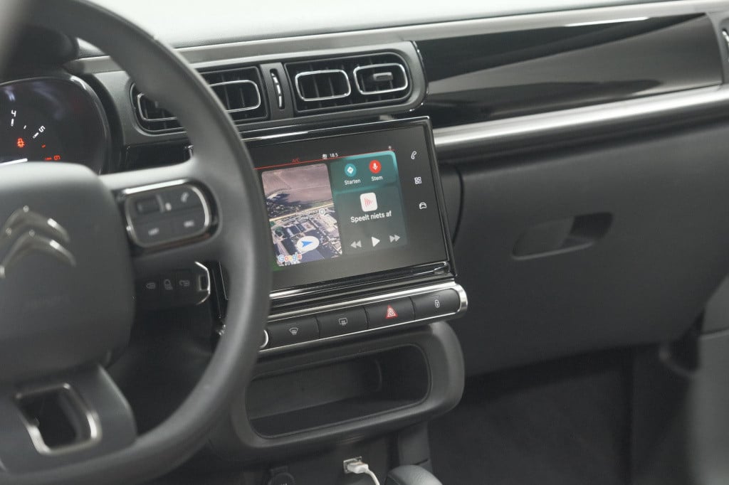 Citroen C3 puretech 110 eat6 max | apple carplay | parkeersensoren | climat