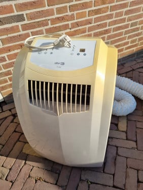 Mobiele airco Zibro P122 met afvoerslang