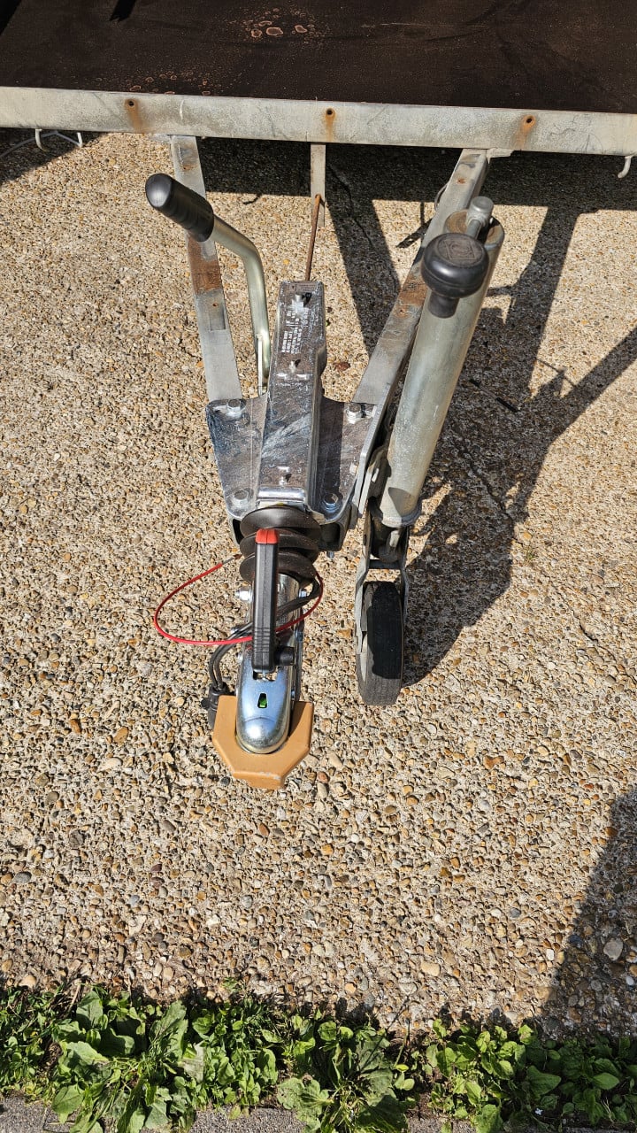 Aanhanger 2-assen 1600-2500kg