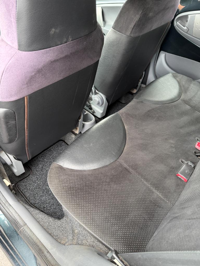 Toyota Aygo 1.0-12v aspiration green navigator