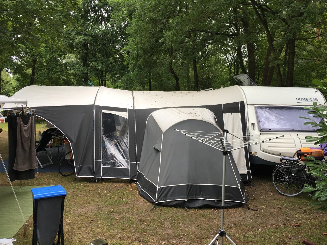 Home car 52 “stapelbed” met unico set