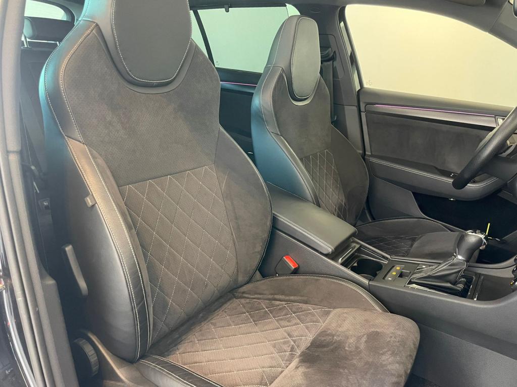 Skoda Superb combi 1.4 tsi iv sportline business
