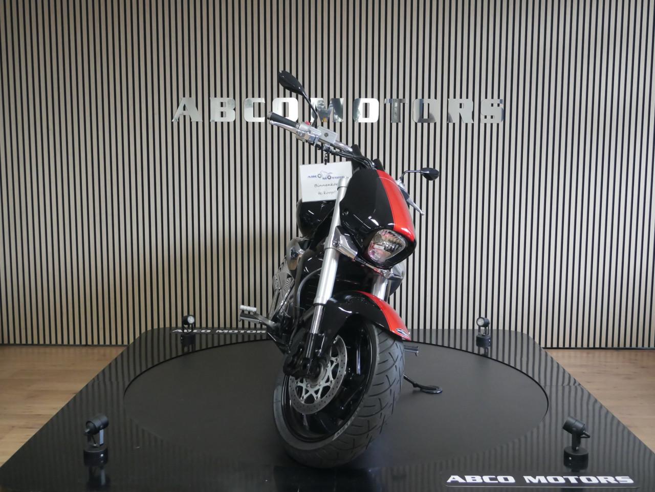 SUZUKI M 1800 R INTRUDER