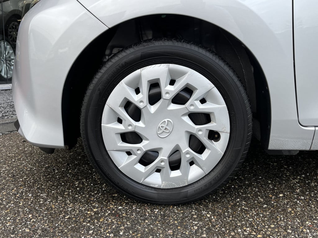 Toyota Aygo 1.0 vvt-i x-fun | airco | radio | bluetooth