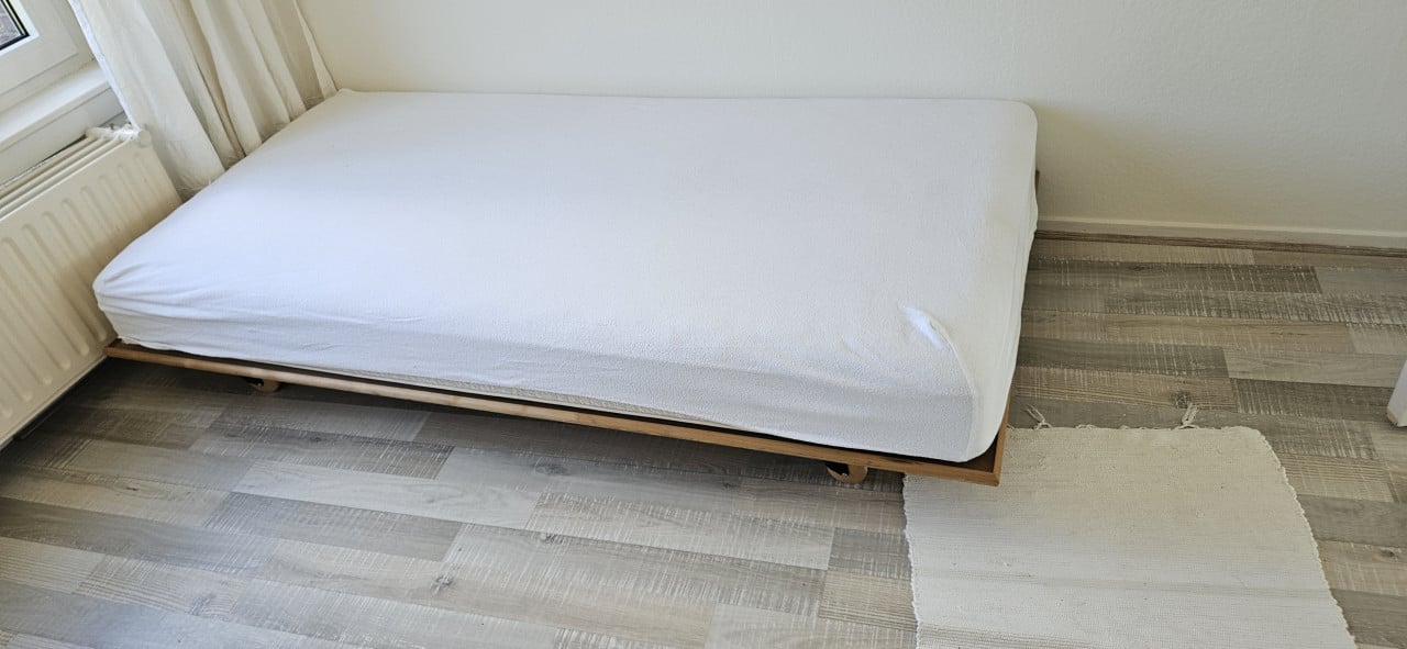 Bed plateau op wielen
