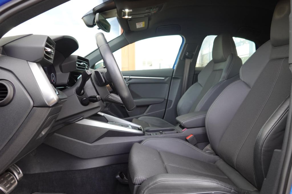 Audi S3 limousine 2.0 tfsi 310 pk ! quattro