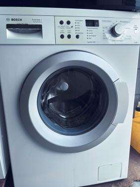Bosch Wasmachine 7 kg. 1400 toren weinig gebruikt