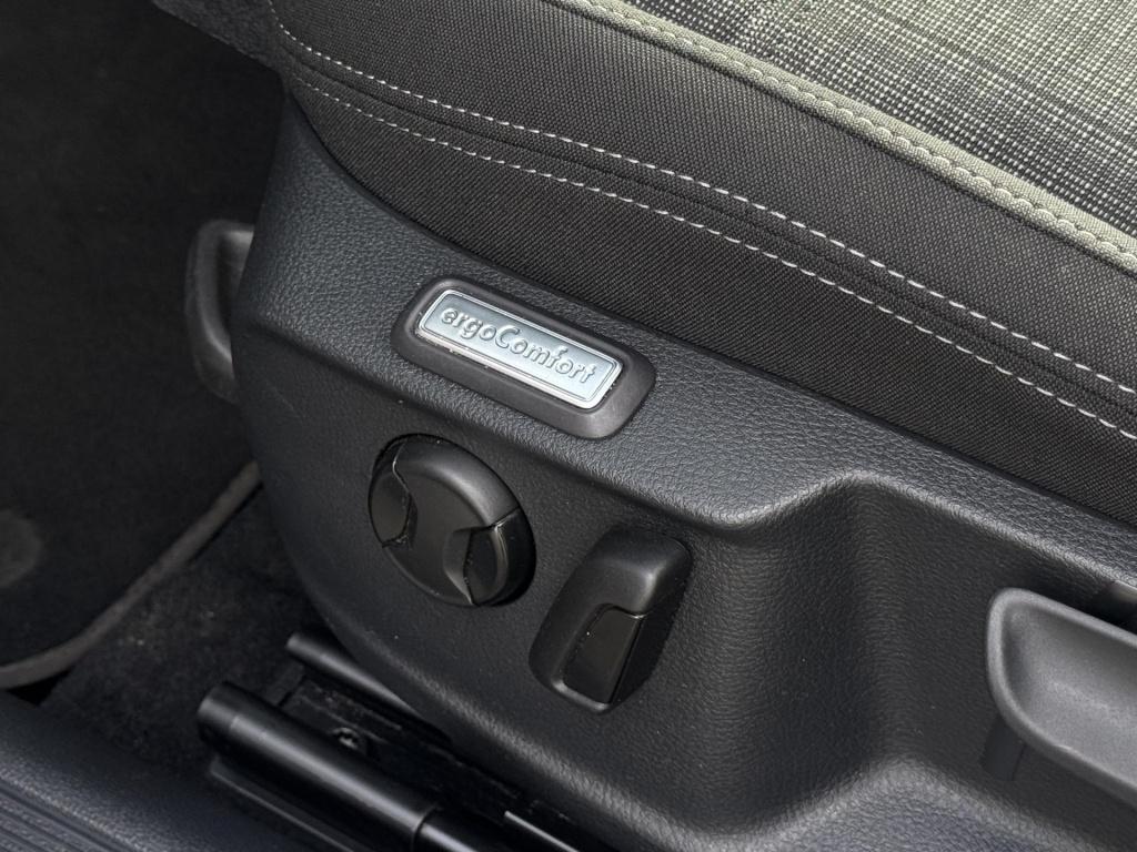 Volkswagen Passat 1.5 tsi business
