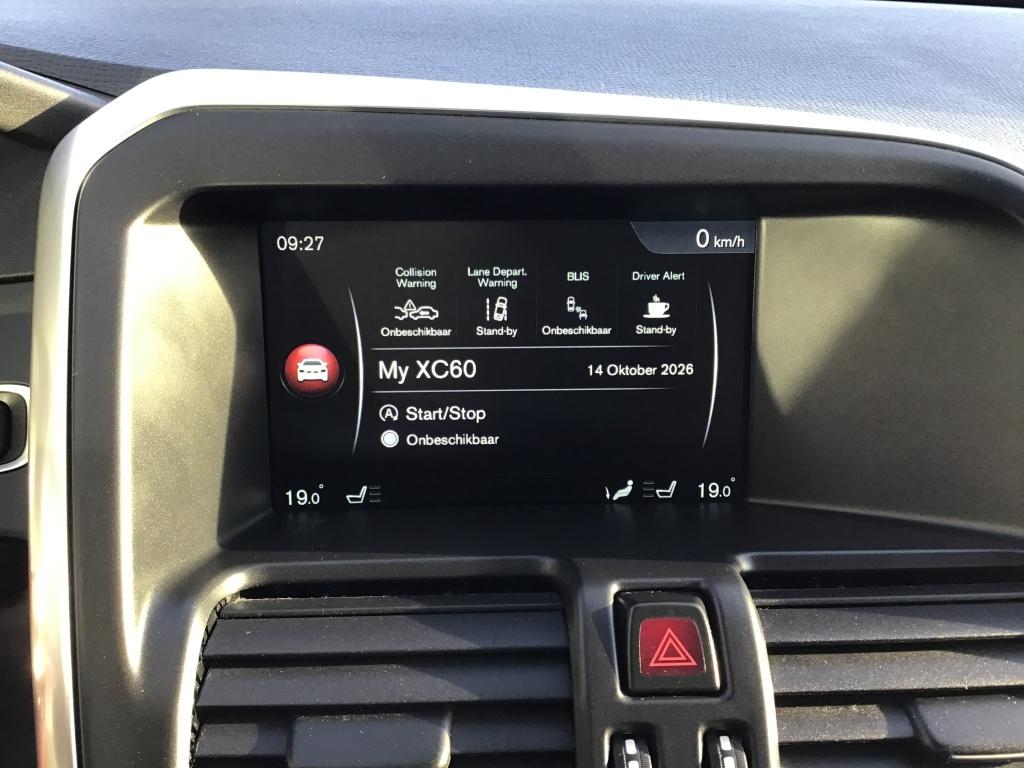 Volvo XC60 2.0 t5 fwd summum