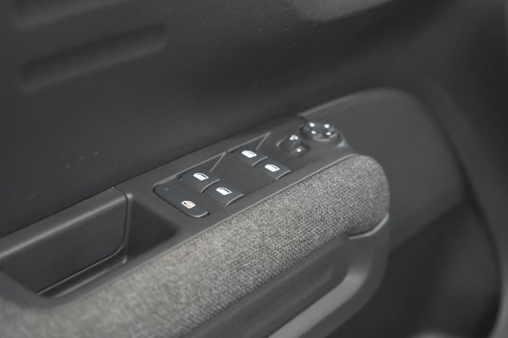 Citroen C3 Aircross puretech 130 eat6 c-series | apple carplay | allseason 