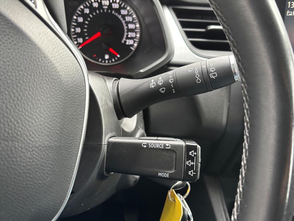 Renault Captur tce 101pk zen| trekhaak| cruise| 1e eigenaar| rijklaarprijs 