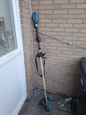 Makita bosmaaier Dur190L