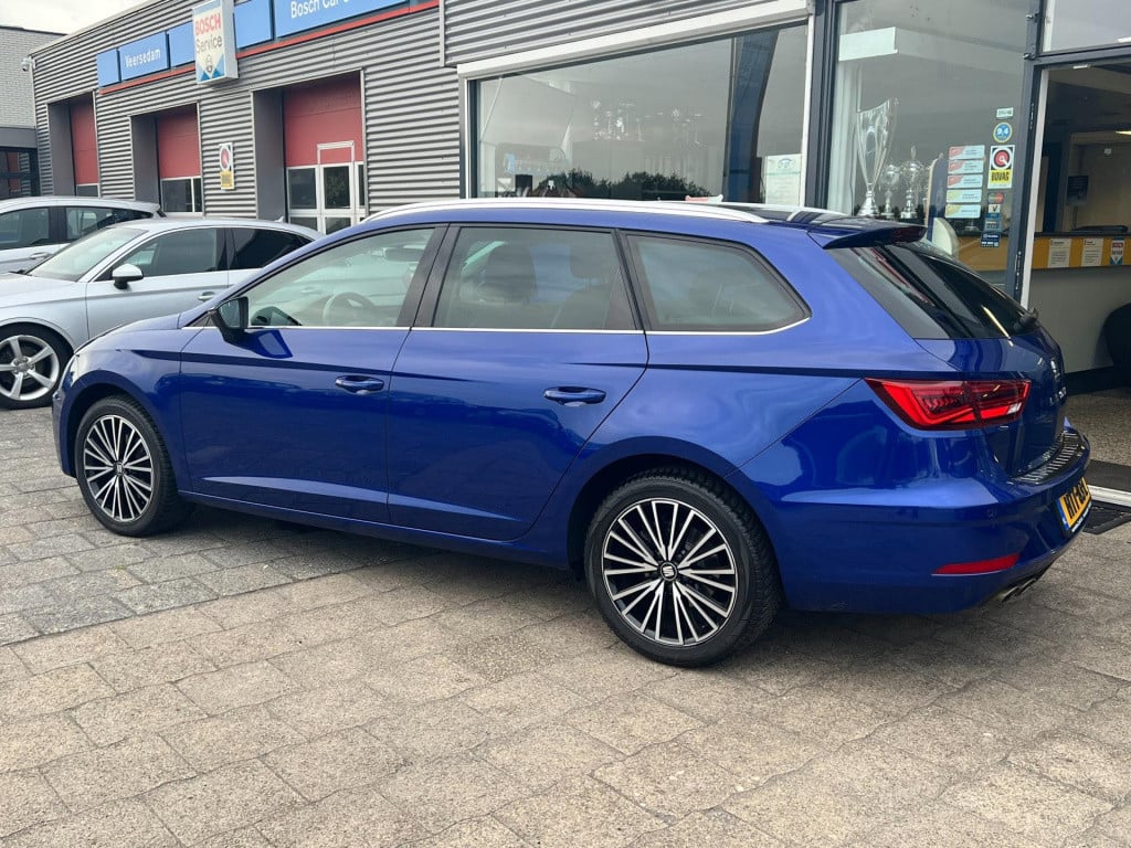 Seat Leon Sportstourer st 1.4 ecotsi fr xcellence, pano, alacantara enz..