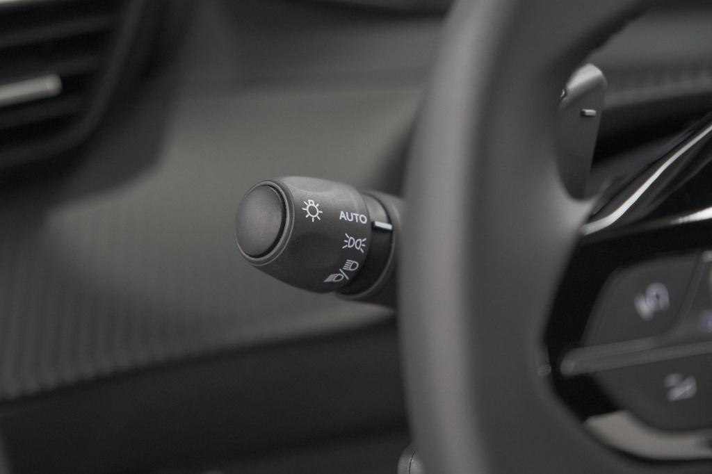 Peugeot 2008 hybrid 145 e-dcs6 allure | 360 camera | adaptieve cruise contr