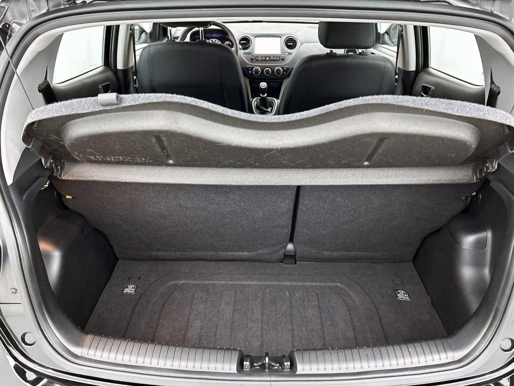 Hyundai I 10 1.0i comfort | lmv | apple carplay | bluetooth | navigatie | l