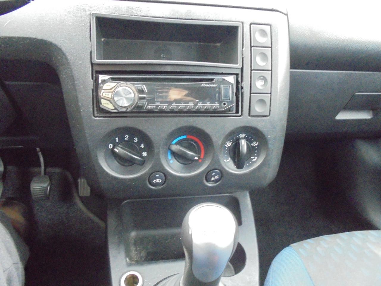 Ford Fiesta 1.3  Futura in leuke goede staat met Apk en N.A.P prijs €895