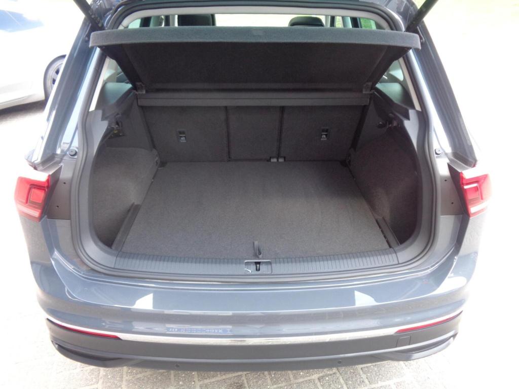 Volkswagen Tiguan 1.5 tsi elegance/airco/navi/panorama/virtual/vol leer/mem