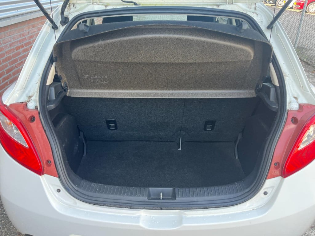 Mazda 2 1.3hp s-vt touring | orig nl. | rijklaar incl. beurt/apk